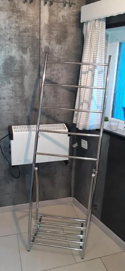 שרלרואה La P'Tite Maison