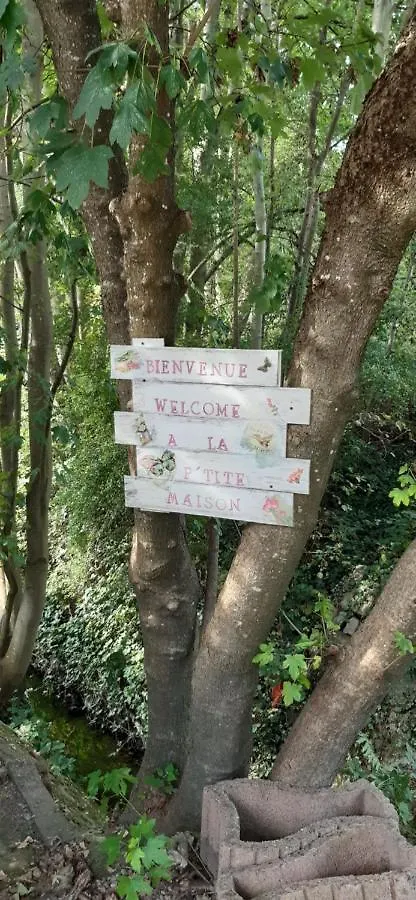 שרלרואה La P'Tite Maison בית נופש