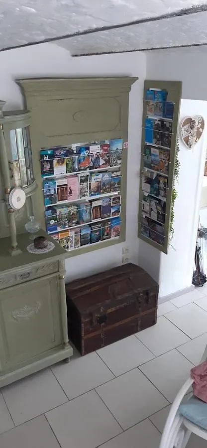 שרלרואה La P'Tite Maison 0*,  בלגיה